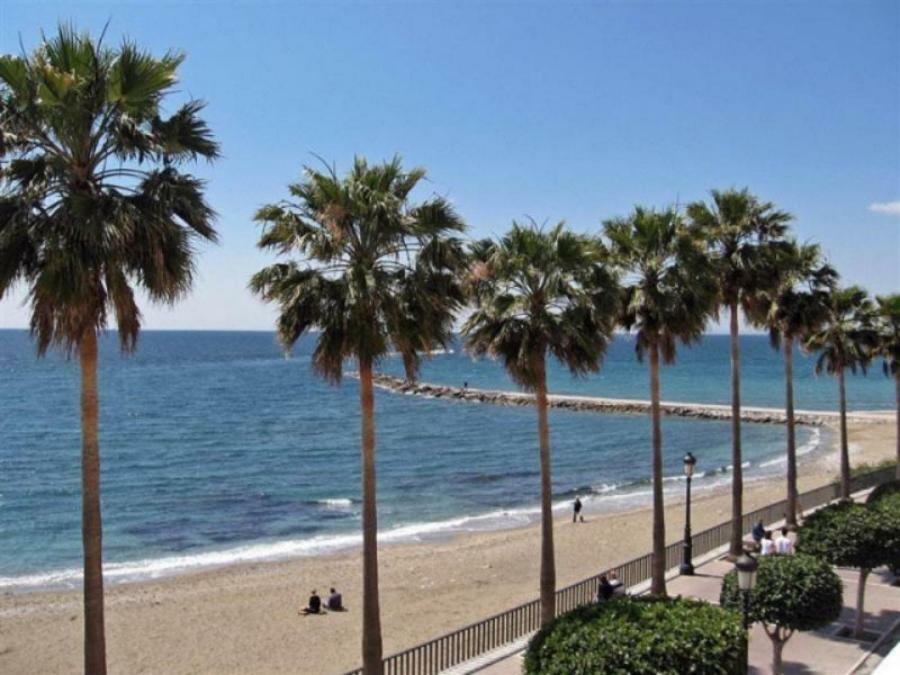 Nuevo Y Lujoso Apartamento En Marbella Centro A Pie De Playa 625 Luaran gambar